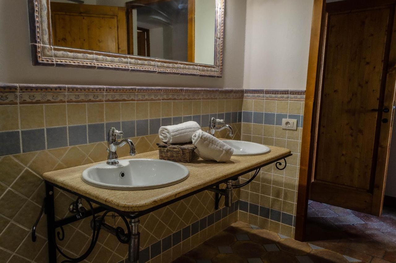 Agriturismo L'Olmo ซานจีมิญญาโน ภายนอก รูปภาพ