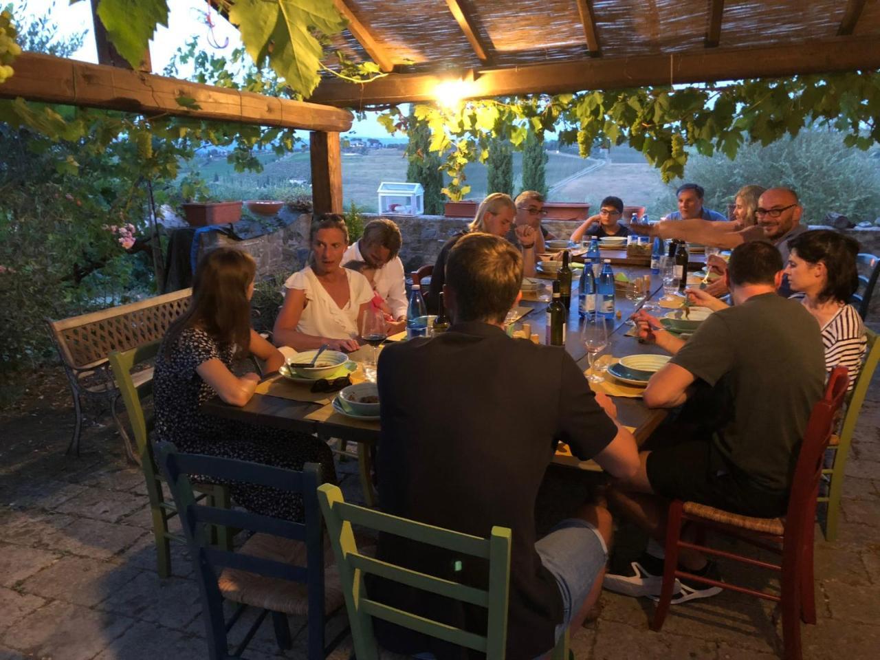 Agriturismo L'Olmo ซานจีมิญญาโน ภายนอก รูปภาพ